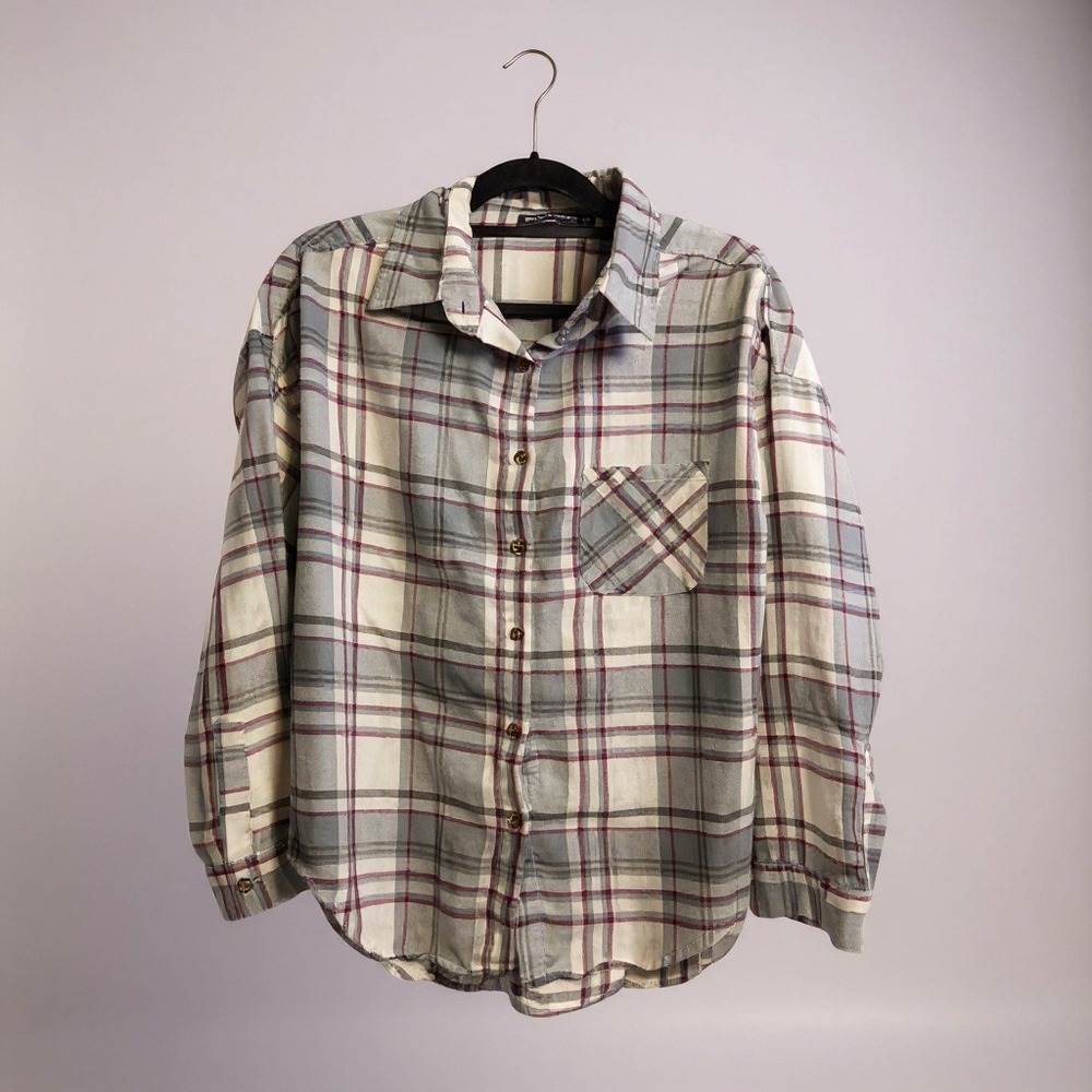 Brandy Melville One Size Plaid Long Sleeve Button‎ Down Shirt